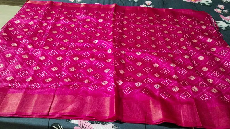 rani pink Bandhani Saree with blouse piece