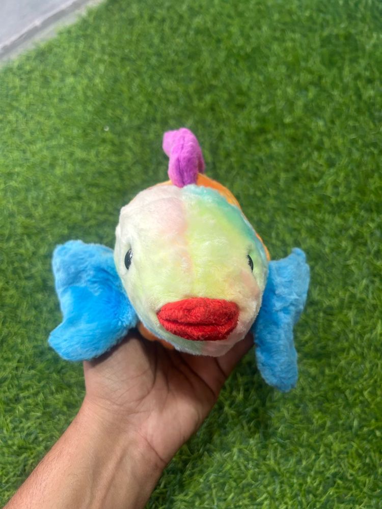 Rare TY Beanie Baby plush LIPS the Fish