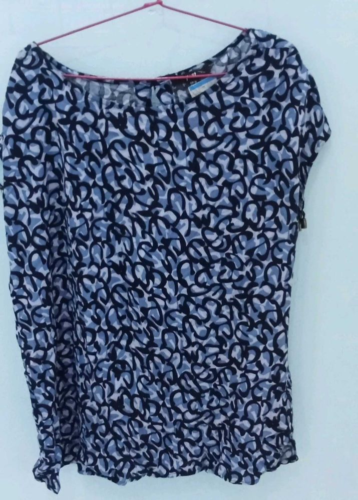 Patterned Top