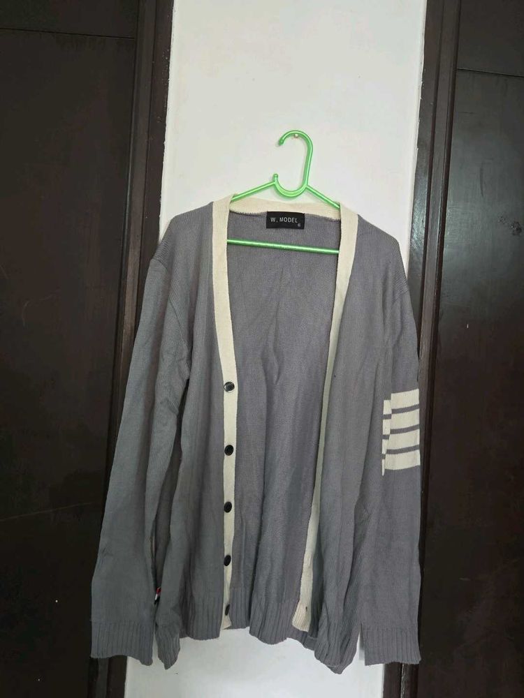Gray Cardigan with Stripes fits M~XL