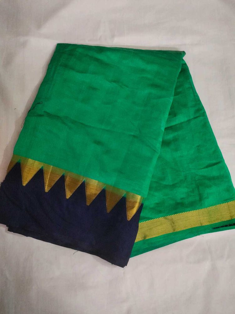 Green &amp; Navy Blue Saree with Geometric Border