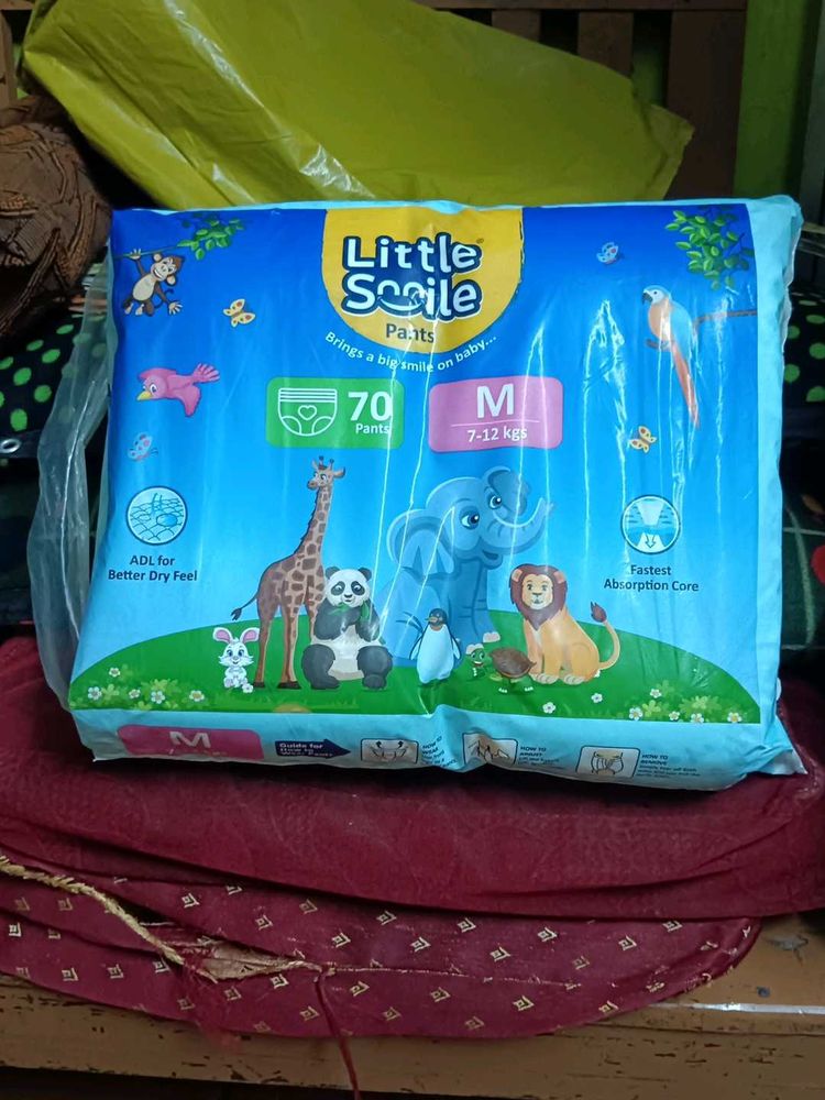 Little Smile Pants Diapers - Size M