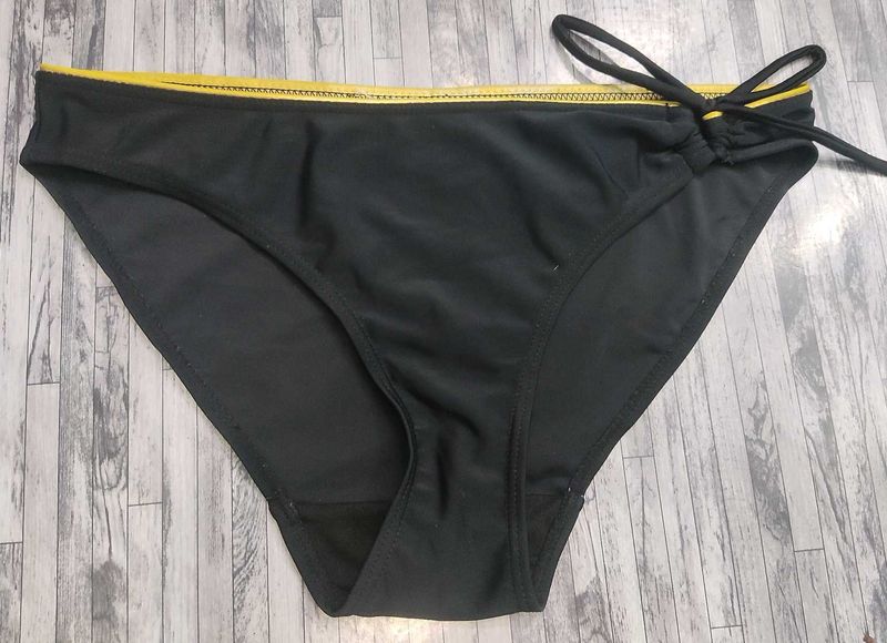 Black Bikini Bottom 36 size 🧡