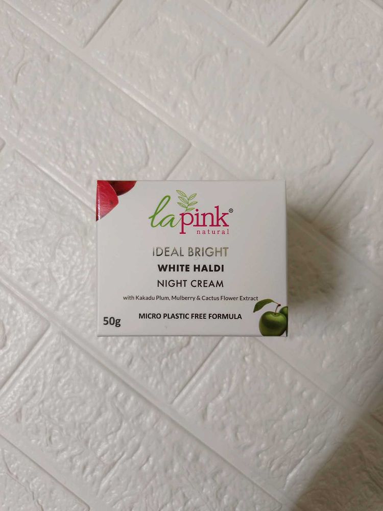La Pink White Haldi Night Cream
