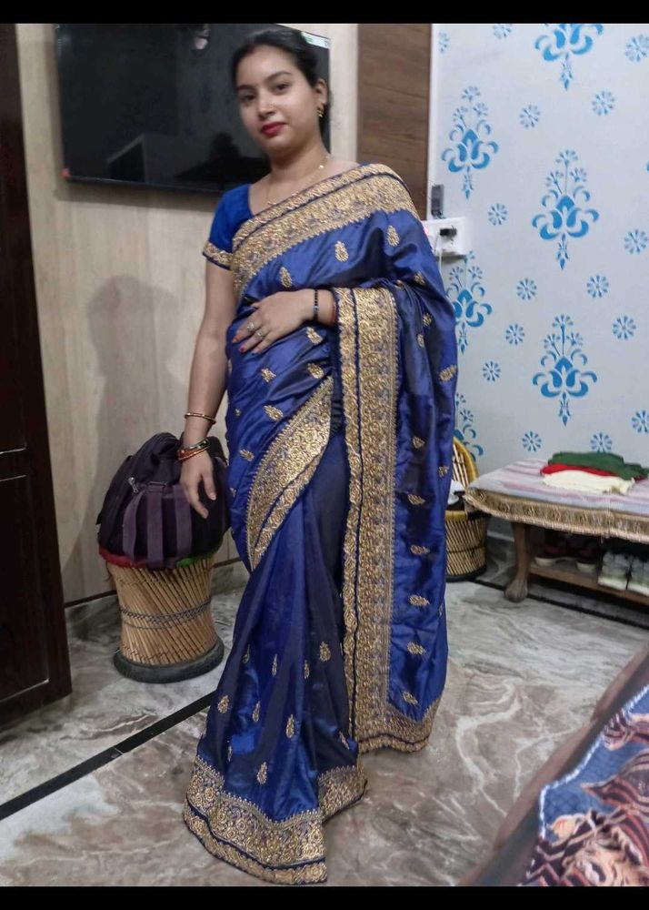 Saree With Stich Blouse