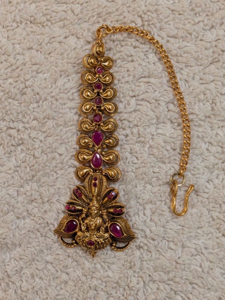 Lakshmi Chain, Earrings &amp; Maangtikka Set