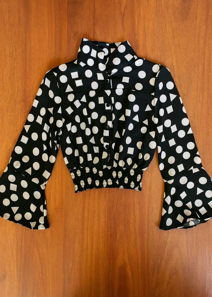 Funky Geometric Print Crop Top