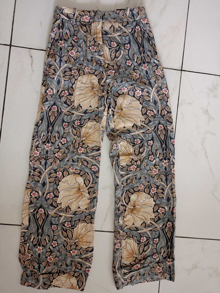 Floral Print Wide Leg Pants