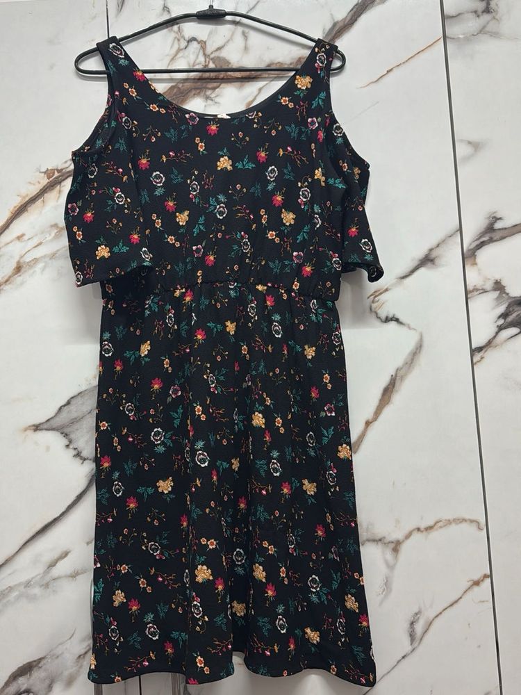 Floral Print Cold Shoulder Dress