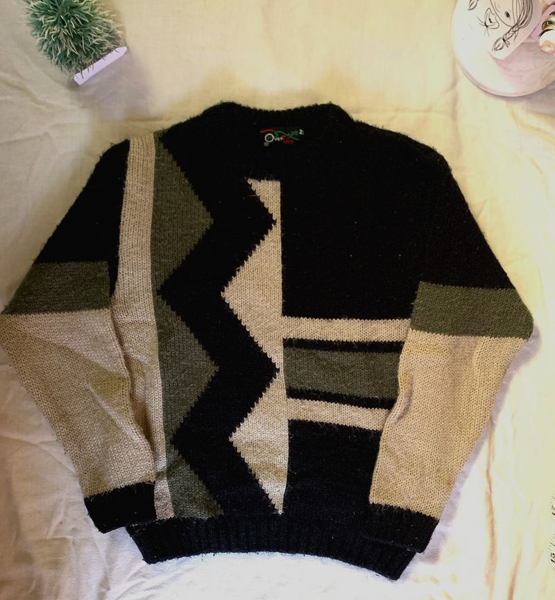 Korean Cottage Crop Sweater