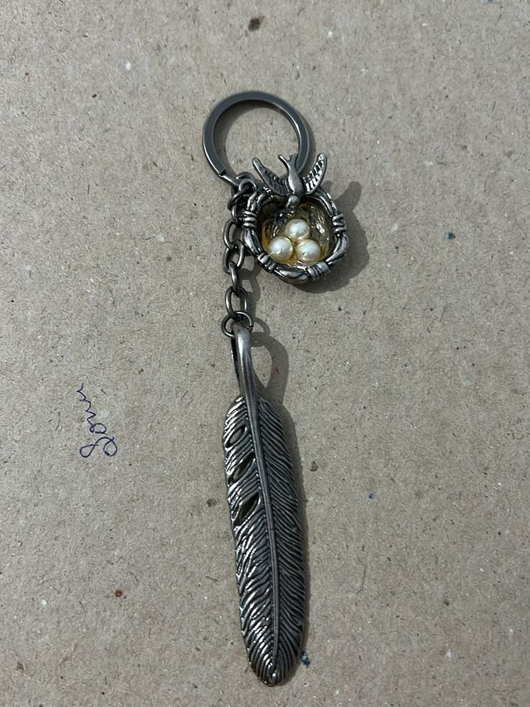 Bird Feather Metal Keyring