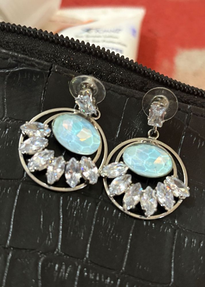 Blue Daimod Earrings