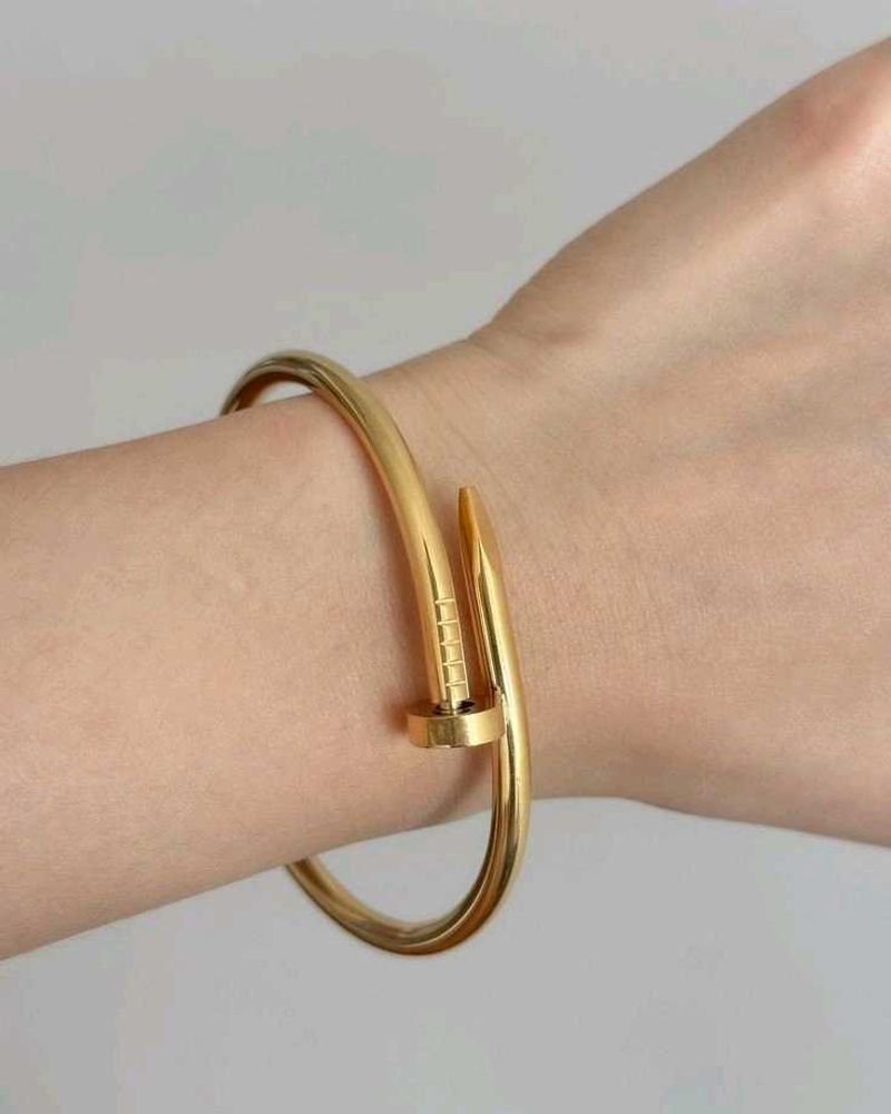 Anti-tarnish Gold Bangle Bracelet
