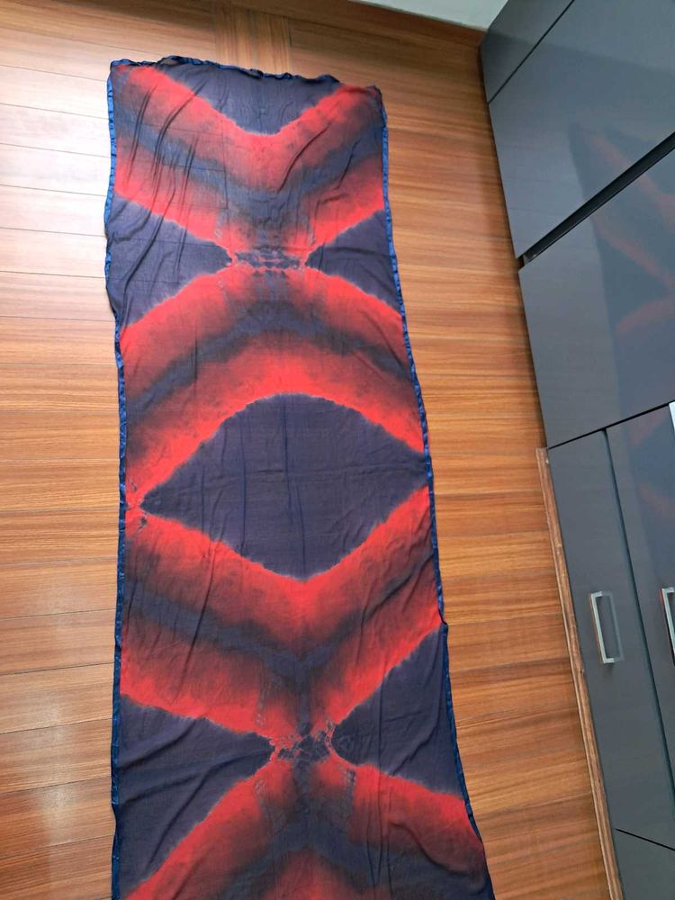 39) Red &amp; Navy Tie-Dye Dupatta