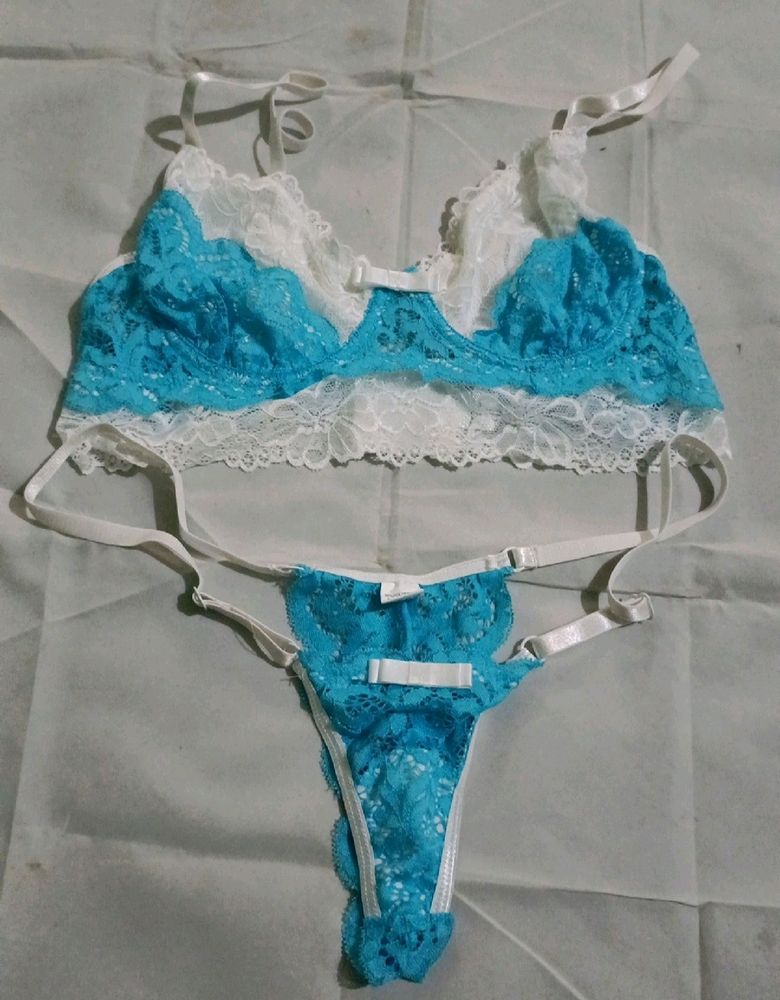 Floral Lace Thong Lingerie Bra Painty Set