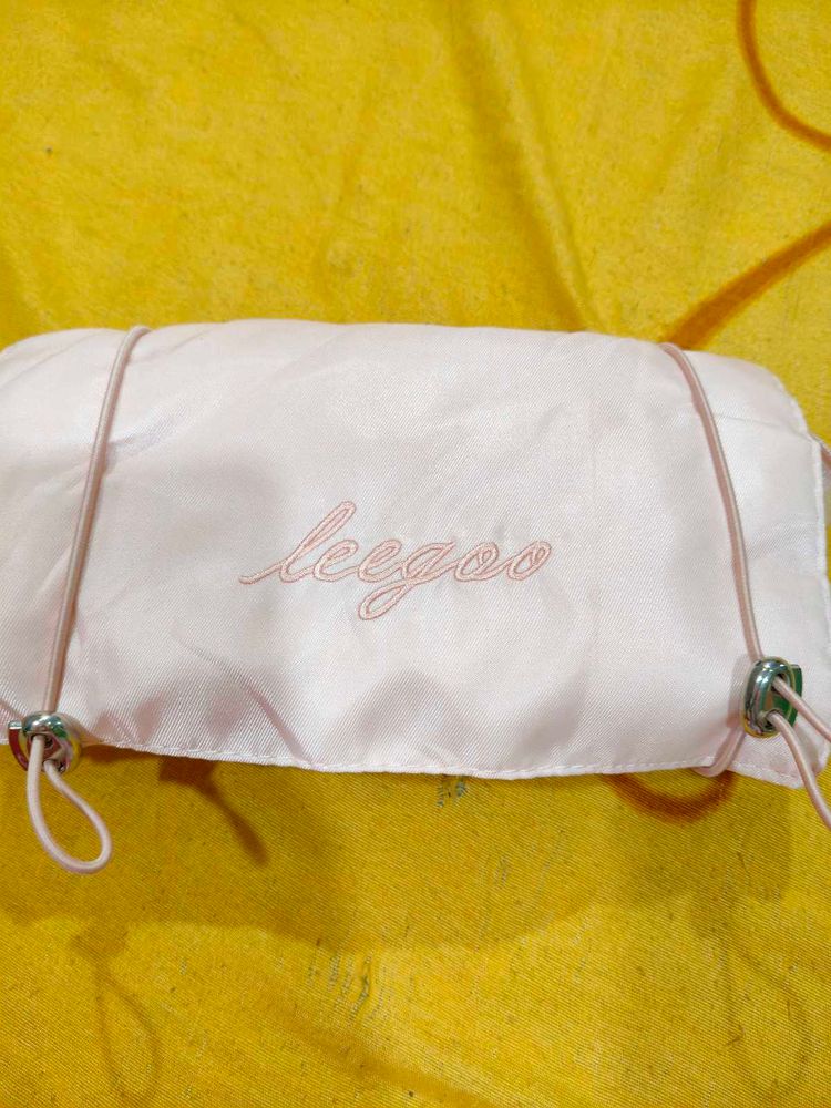 Cute Leegoo Pouch