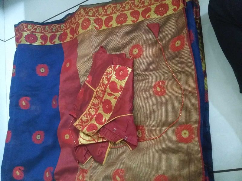 Sadi With Blouse, Saree