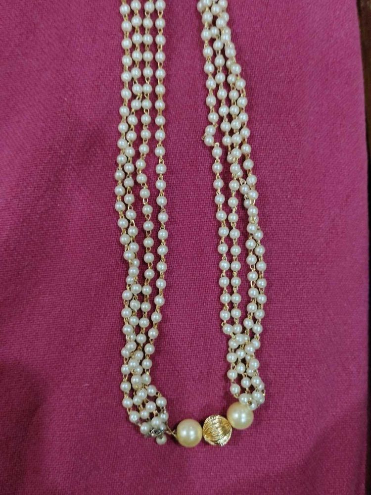 Pearl Beaded Necklace