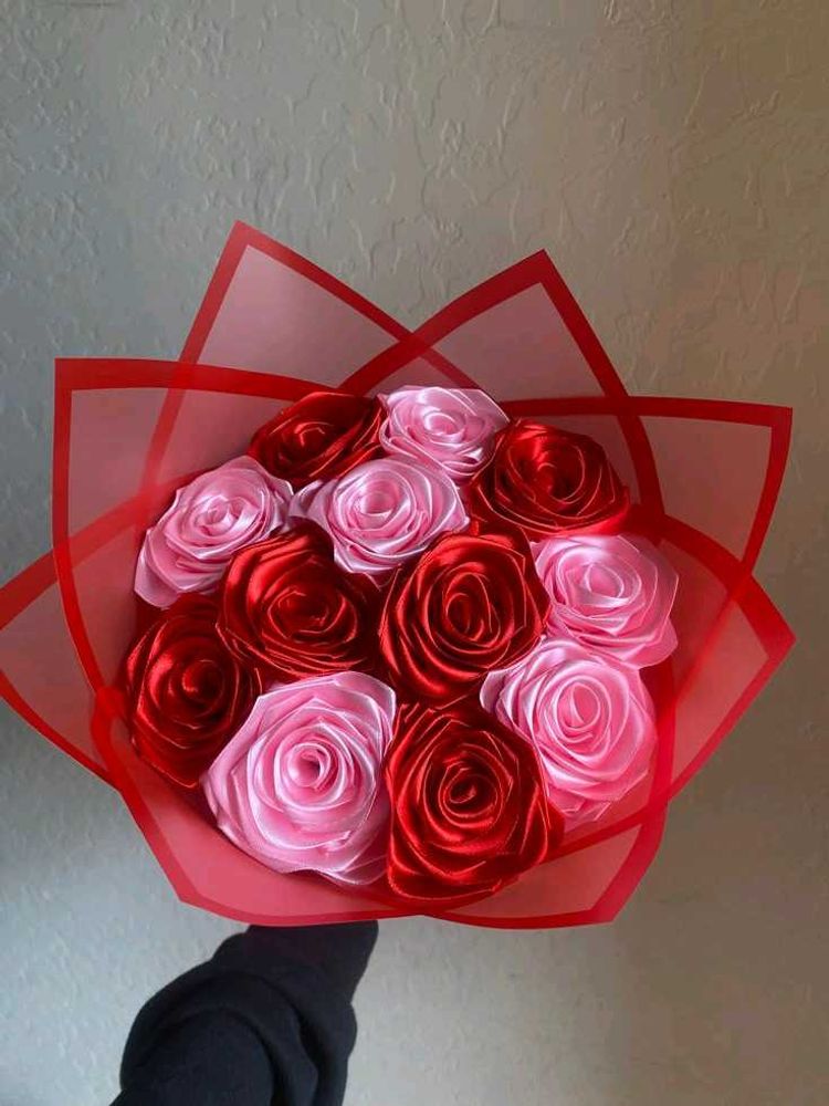 Red, Pink Flowers Bouquet 💐