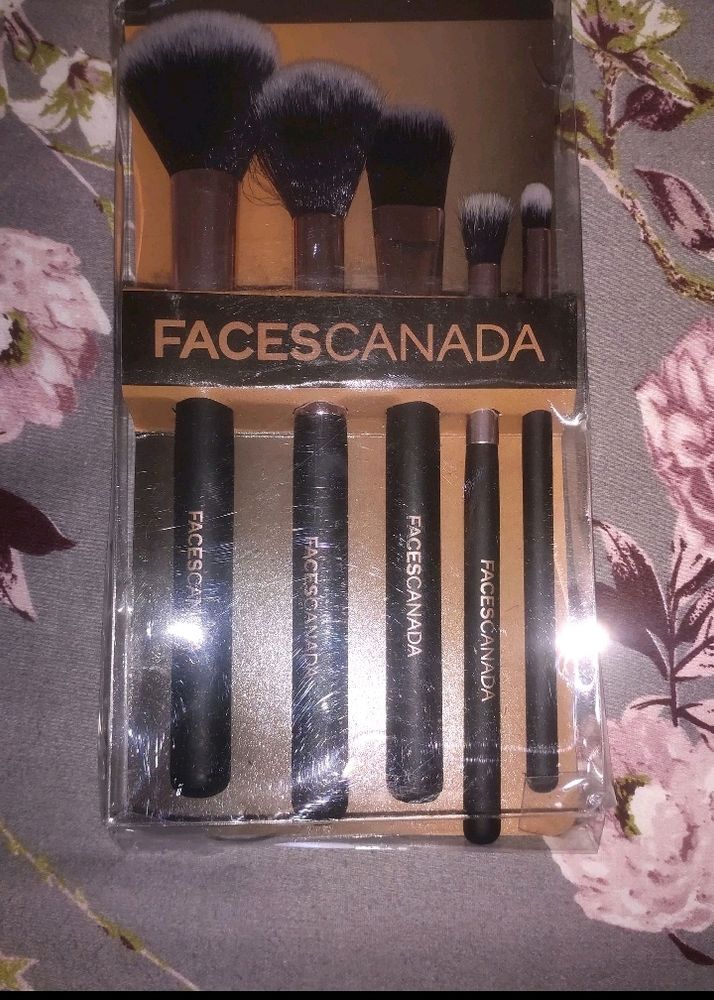 Faces Canada Mackup Brush