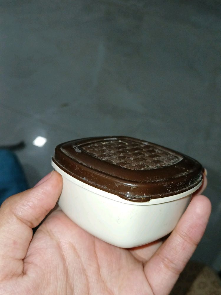 CUTE AESTHETIC CONTAINER