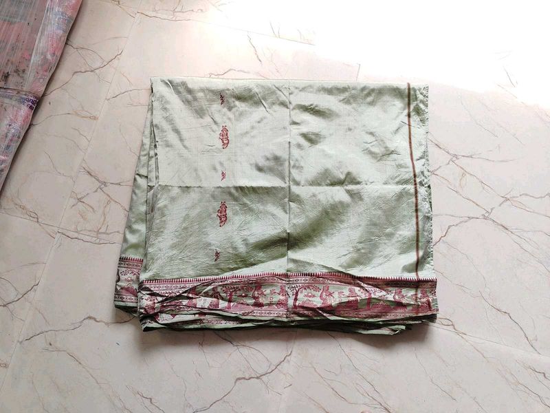 Elegant Ethnic Saree