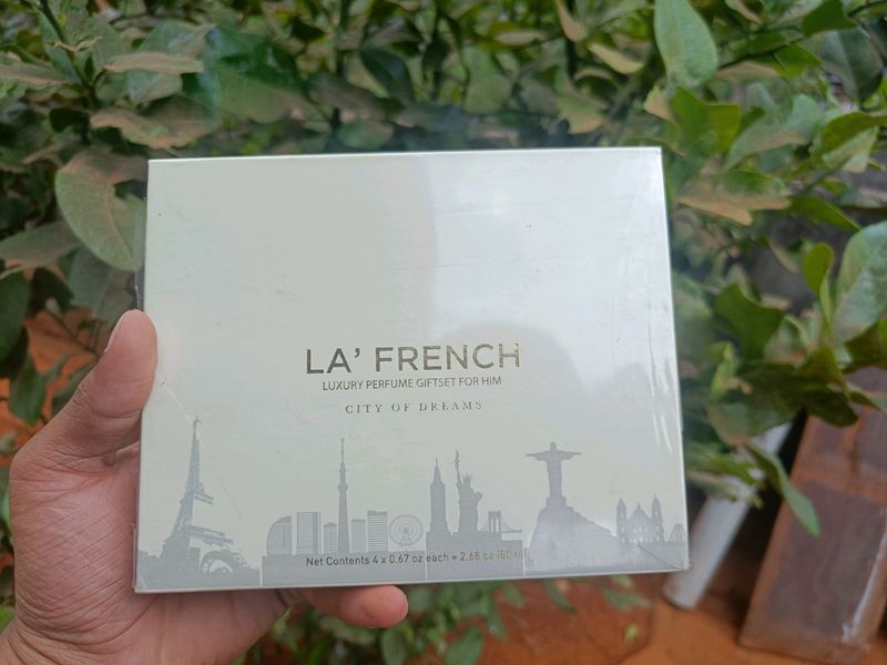 La French Sealed Pack