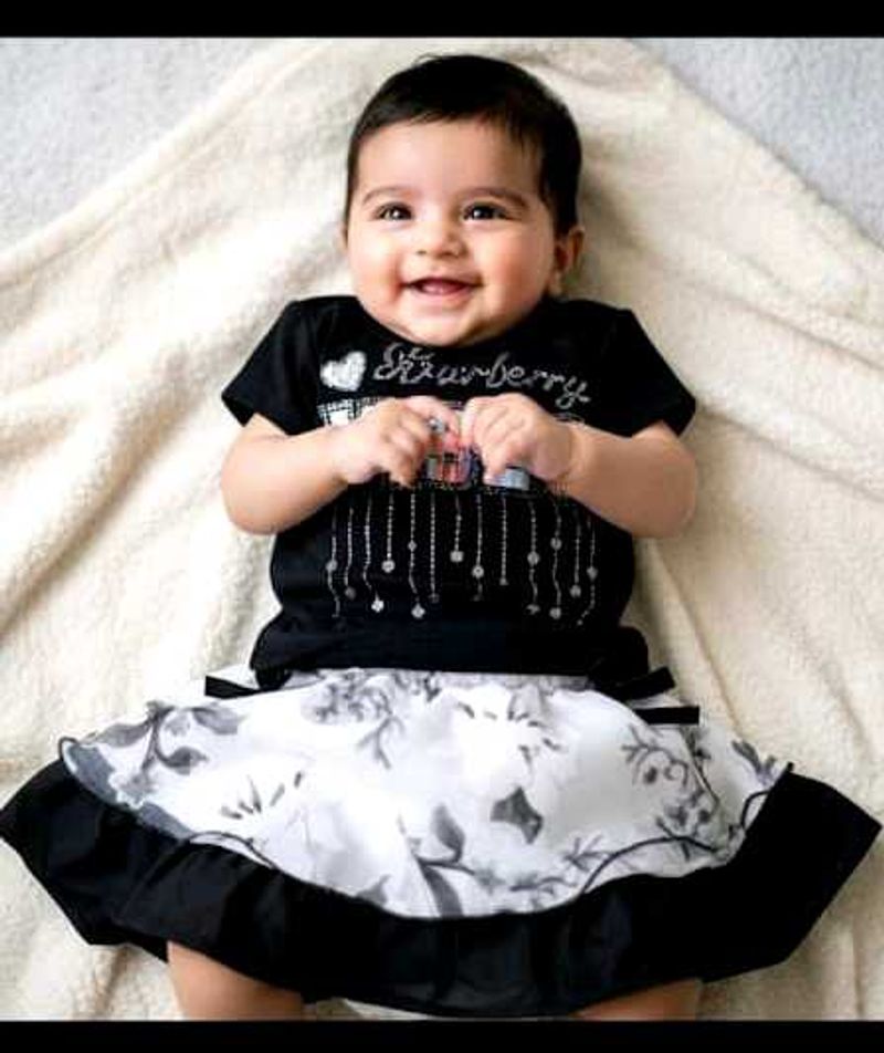 new born baby girl for black&amp;white dress