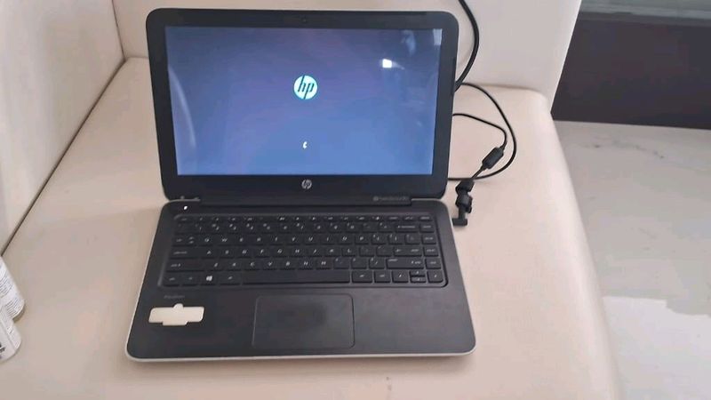 HP Pavilion 15 n004TX 4th Gen Intel Core i5 4GB RA