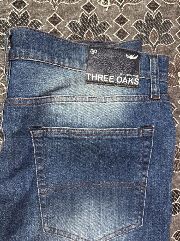 Three Oaks Denim Jeans