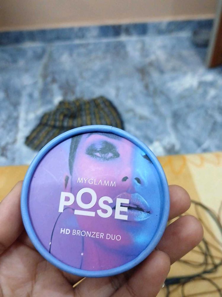 MyGlamm Pose HD Bronzer Duo
