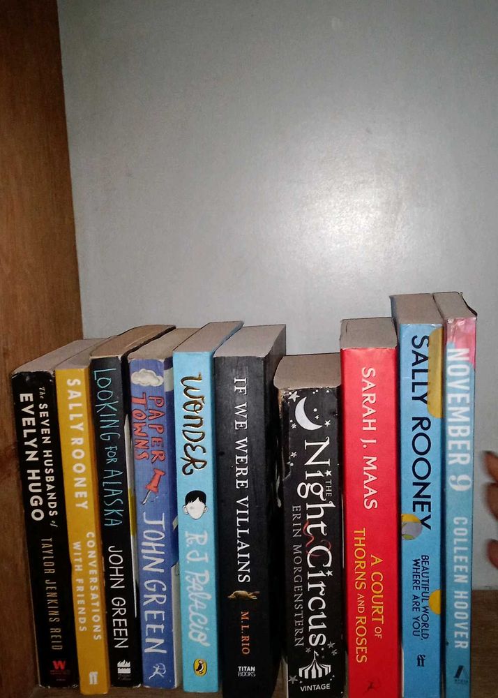 SET OF 9 BOOKS. COMBO.