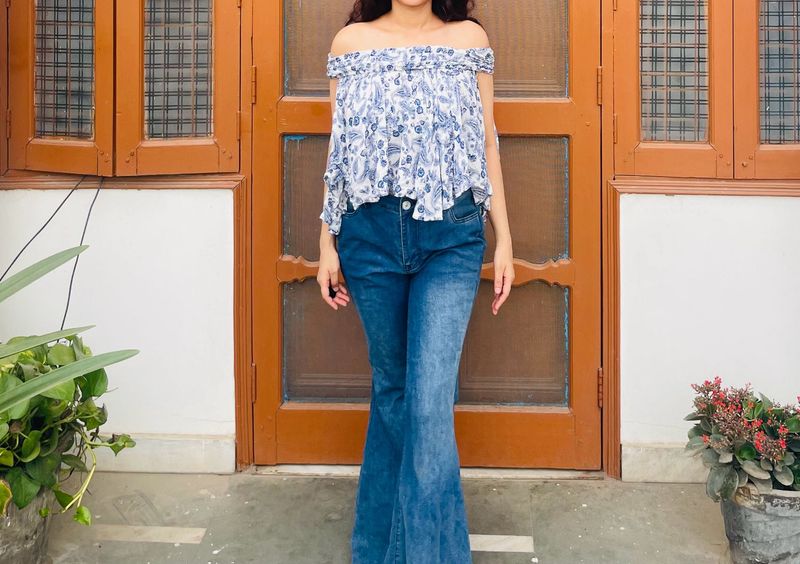 Floral off shoulder frill top