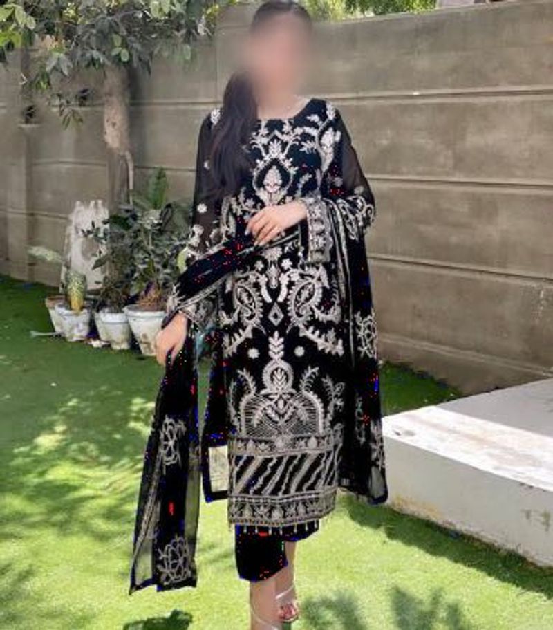 Elegant Embroidered Kurta Set