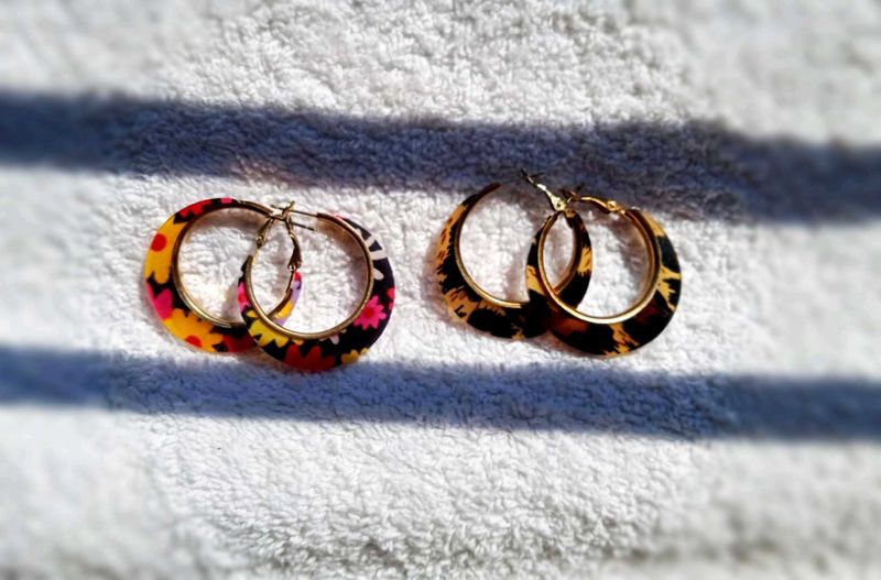 2 Hoop Pairs.With Flowery &amp; Woody Design.