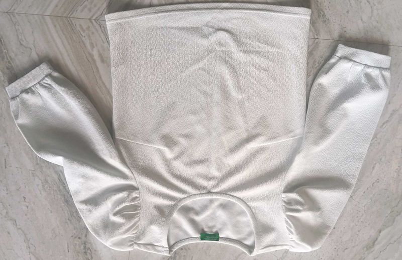 Off White Peplum Type Top