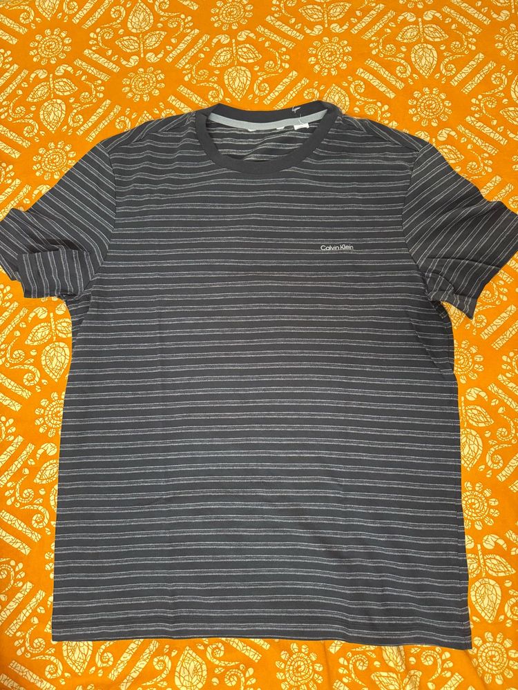 Striped Calvin Klein T-Shirt