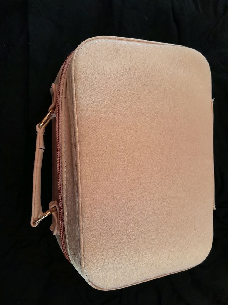Faces Canada Trousseau Box