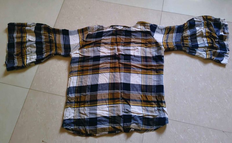 Plaid Bell Sleeve Top