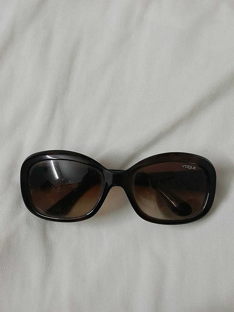 Vogue Sunglasses Grab Fast Limited Offer🌟✨