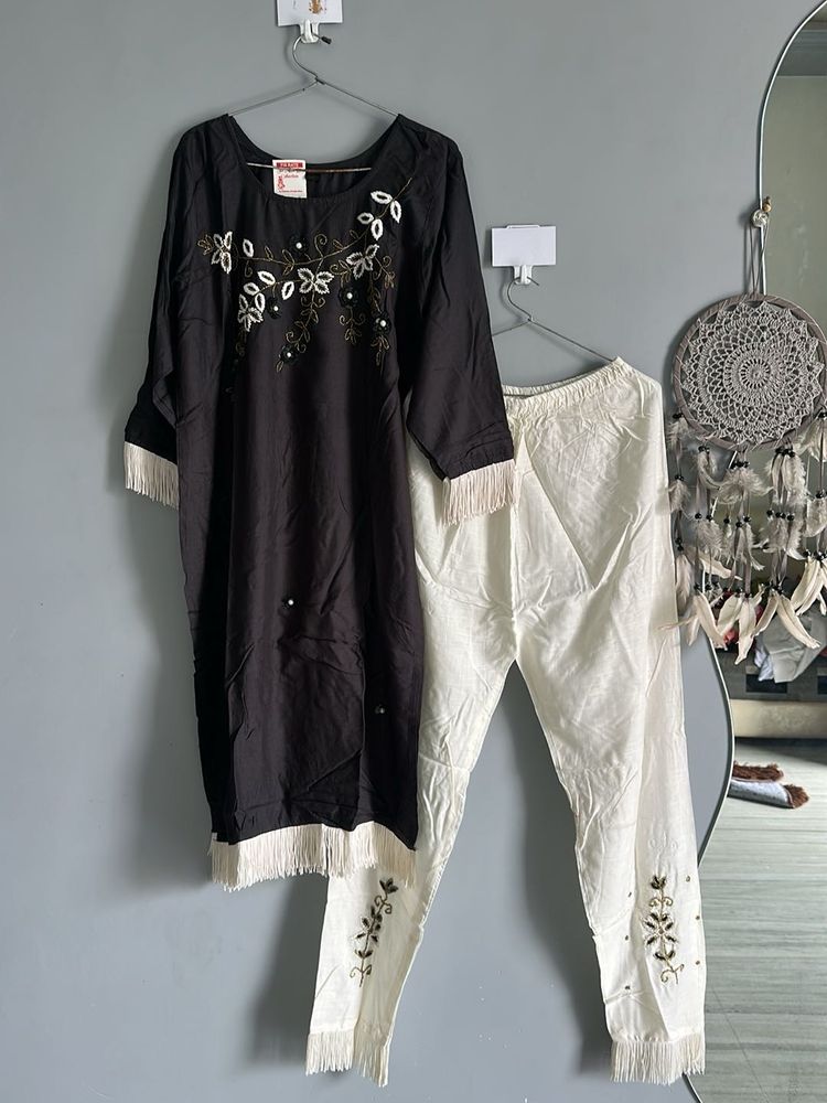 Embroidered Kurta Set