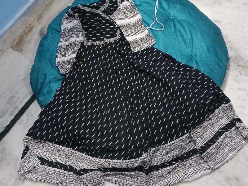 Black &amp; White Print Dress