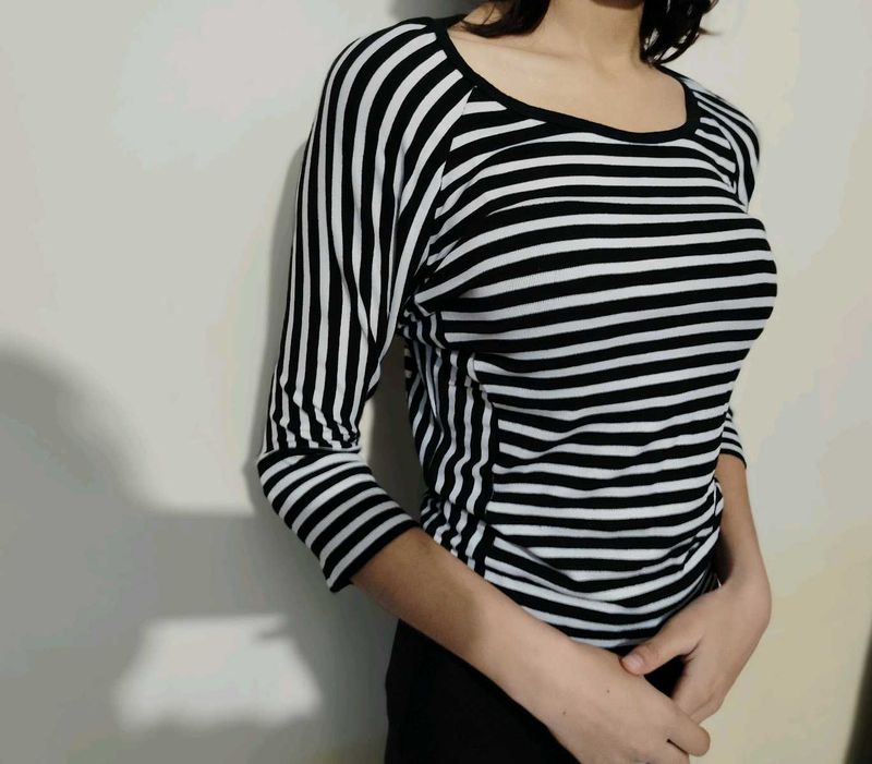 Striped 3/4 Sleeve Top