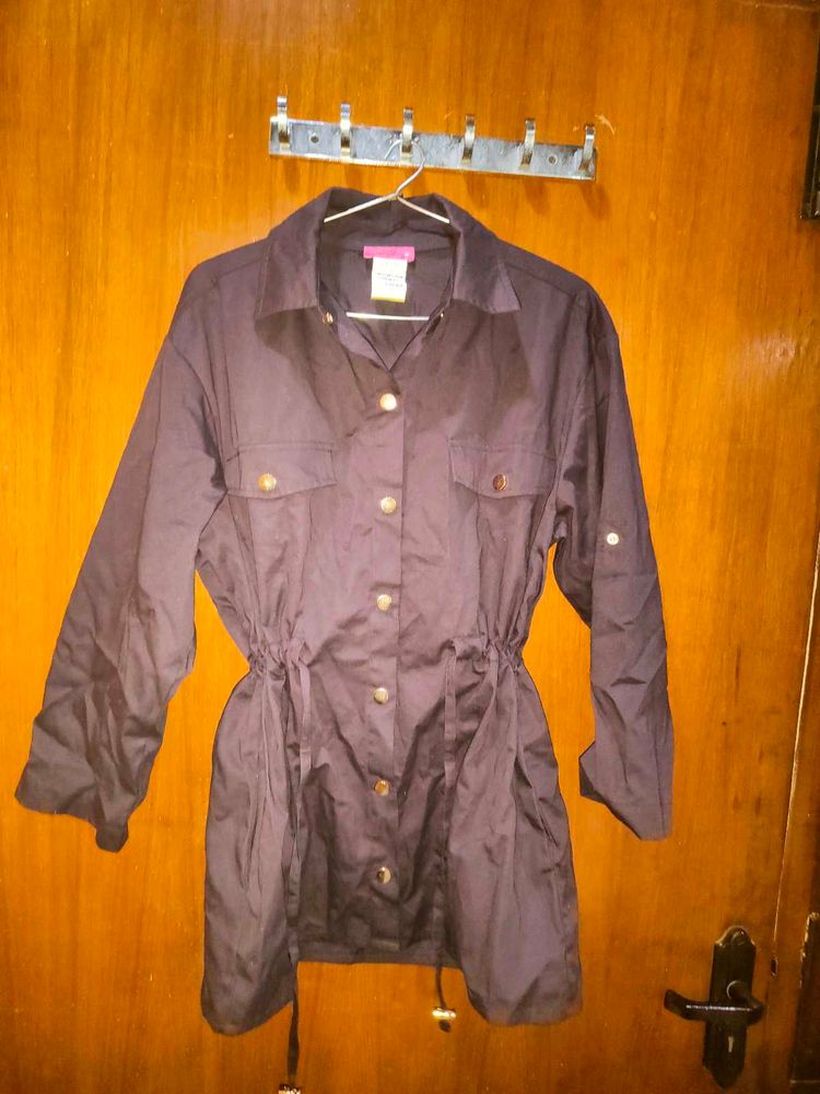 Stylish Black Button-Down waist embracing long top