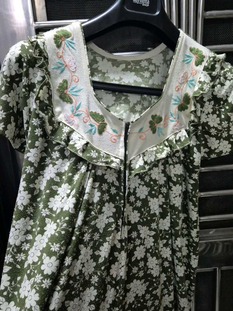 Night GOWN