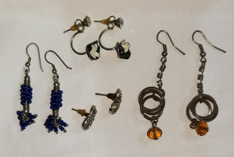 4 Earrings