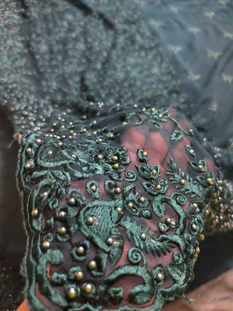 Unique Design Embroidary Saree 🫰🎁