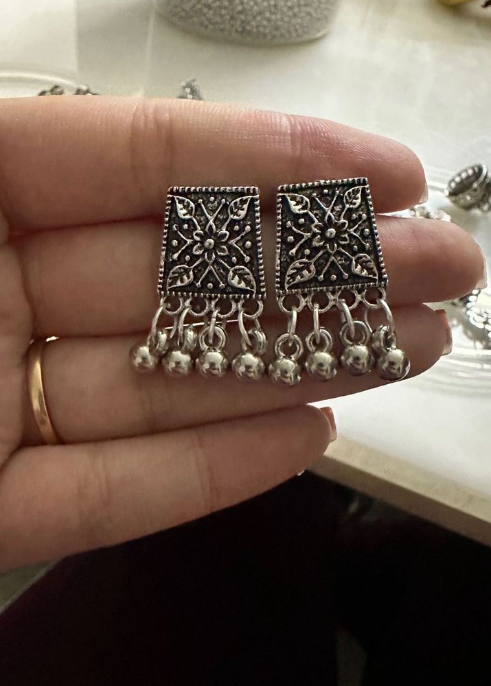 Silver Jhumka Earrings