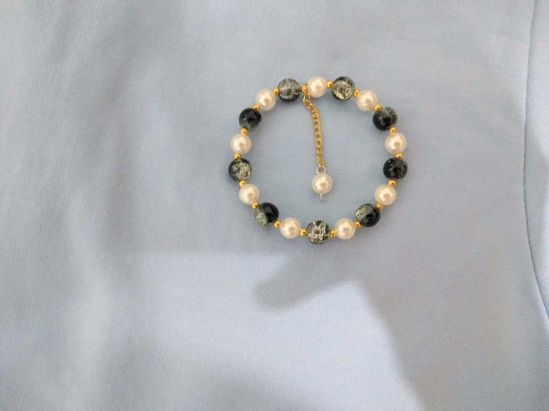 Pearl and Stone Beaded Bracelet