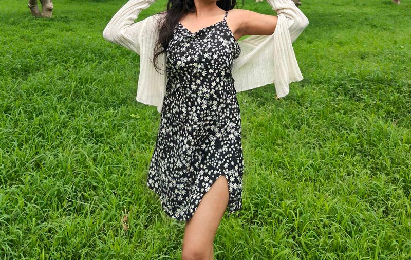 Oomph! floral black and white dress